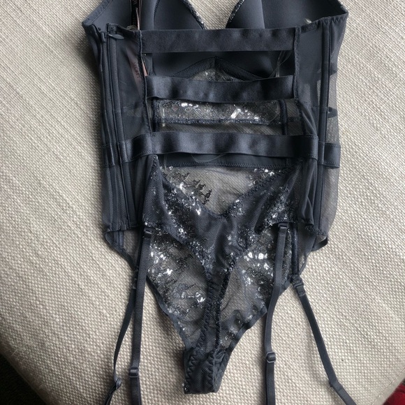 Sexy Thong Lingerie - Picture 2 of 5